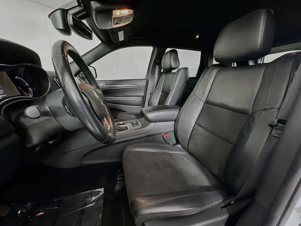 Used 2022 Jeep Grand Cherokee Laredo X AWD/4WD image 12
