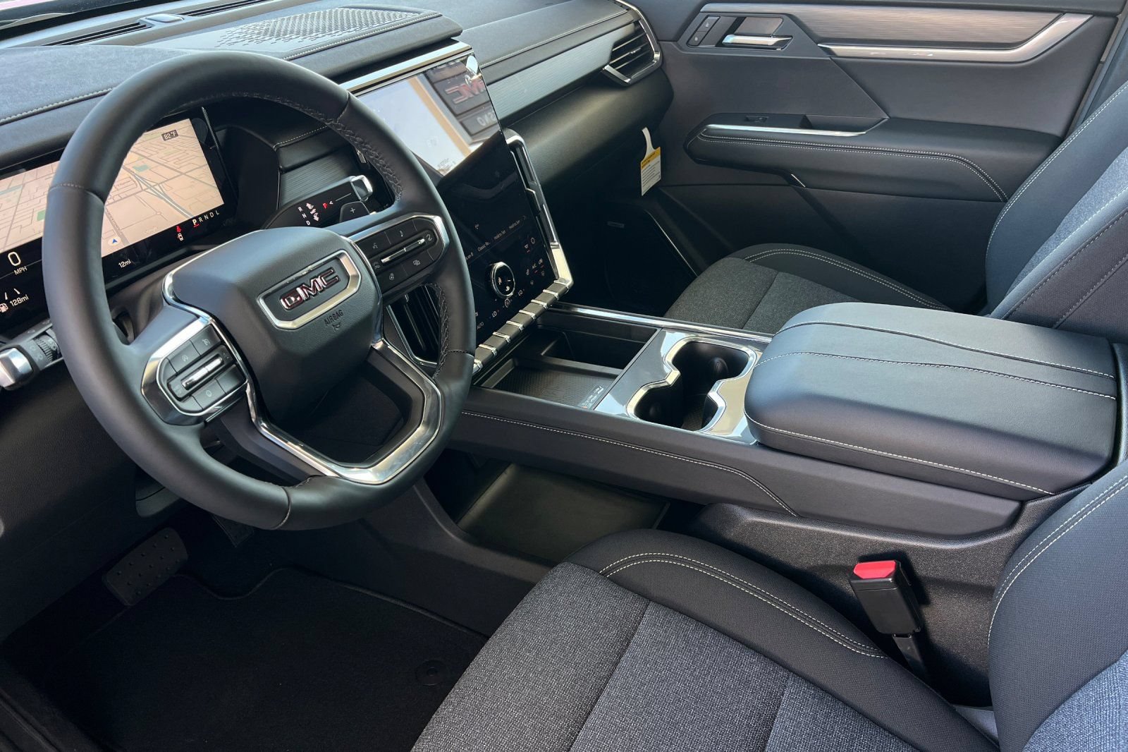 New 2026 GMC Acadia Elevation w/ Black Edition FWD image 7