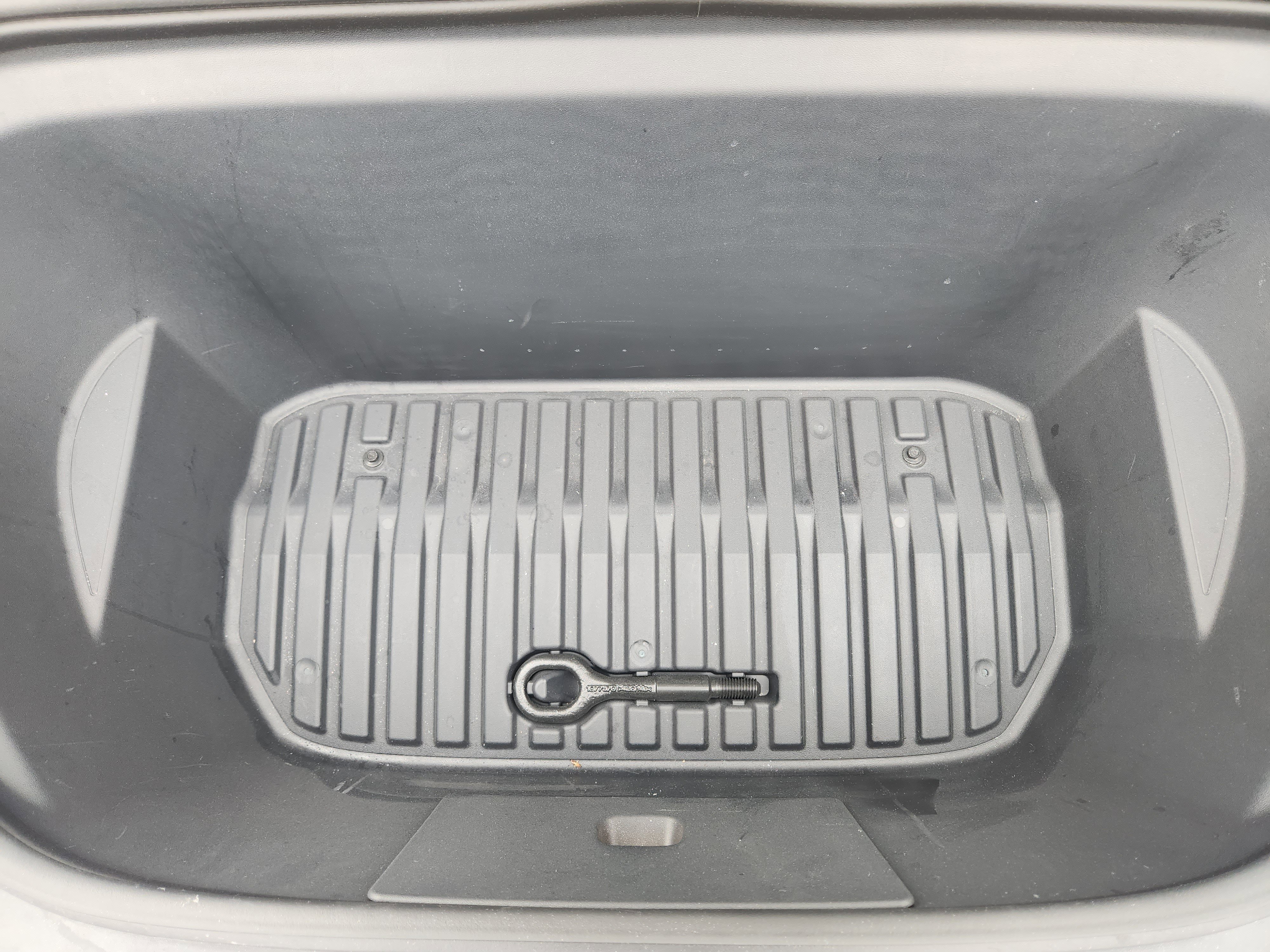 Used 2023 Tesla Model Y Long Range image 30