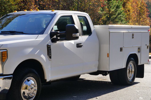 Used 2017 Ford F350 XL w/ Power Equipment Group image 29