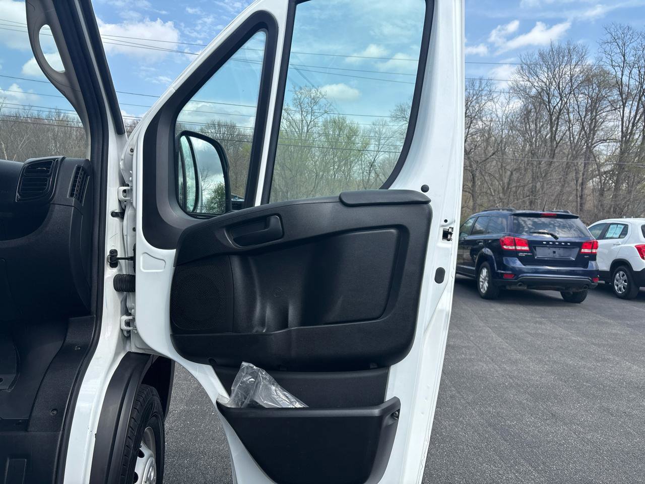 Used 2023 RAM ProMaster 1500 w/ Interior LED Lighting Group FWD image 19