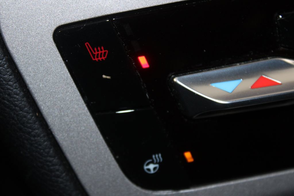 Used 2023 Ford Explorer XLT w/ Equipment Group 202A image 52