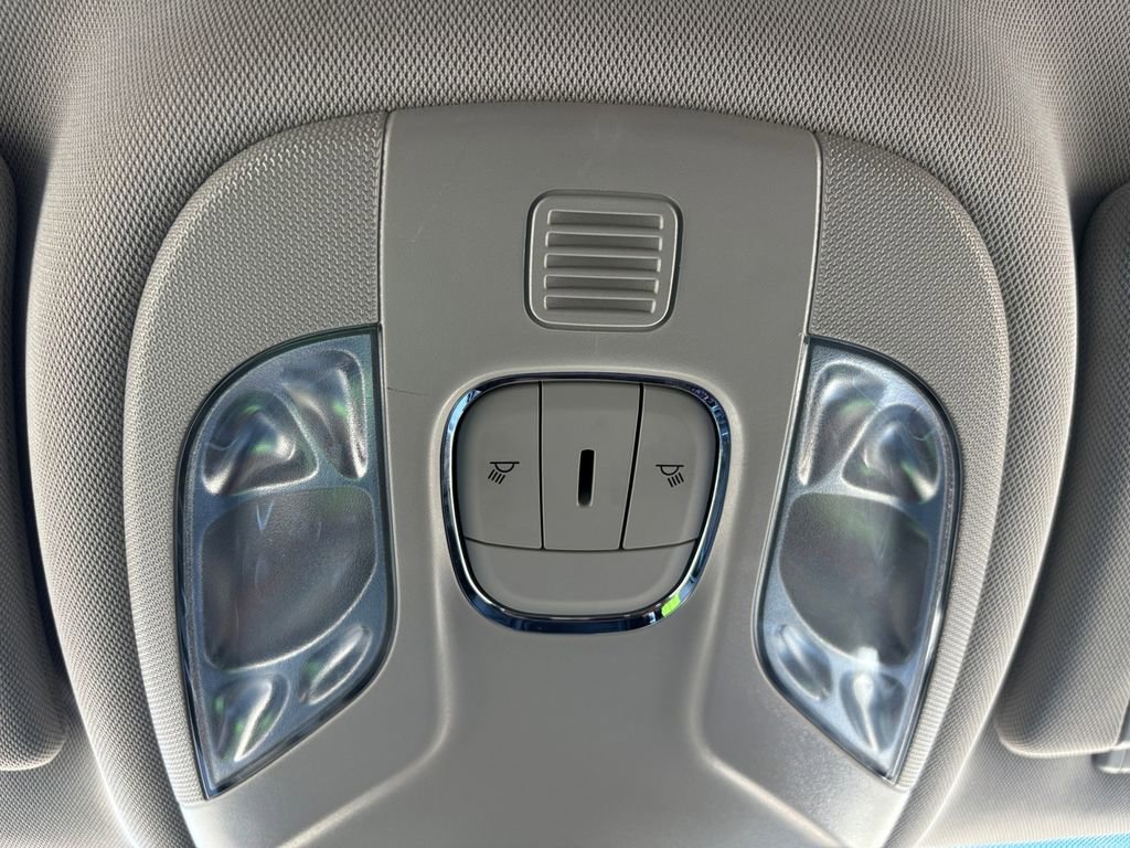 Used 2022 Jeep Compass Latitude image 27