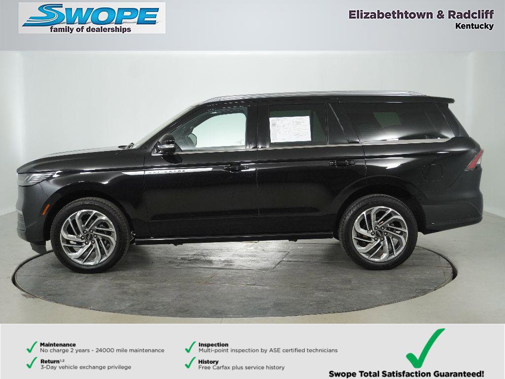 Used 2025 Lincoln Navigator Reserve image 6