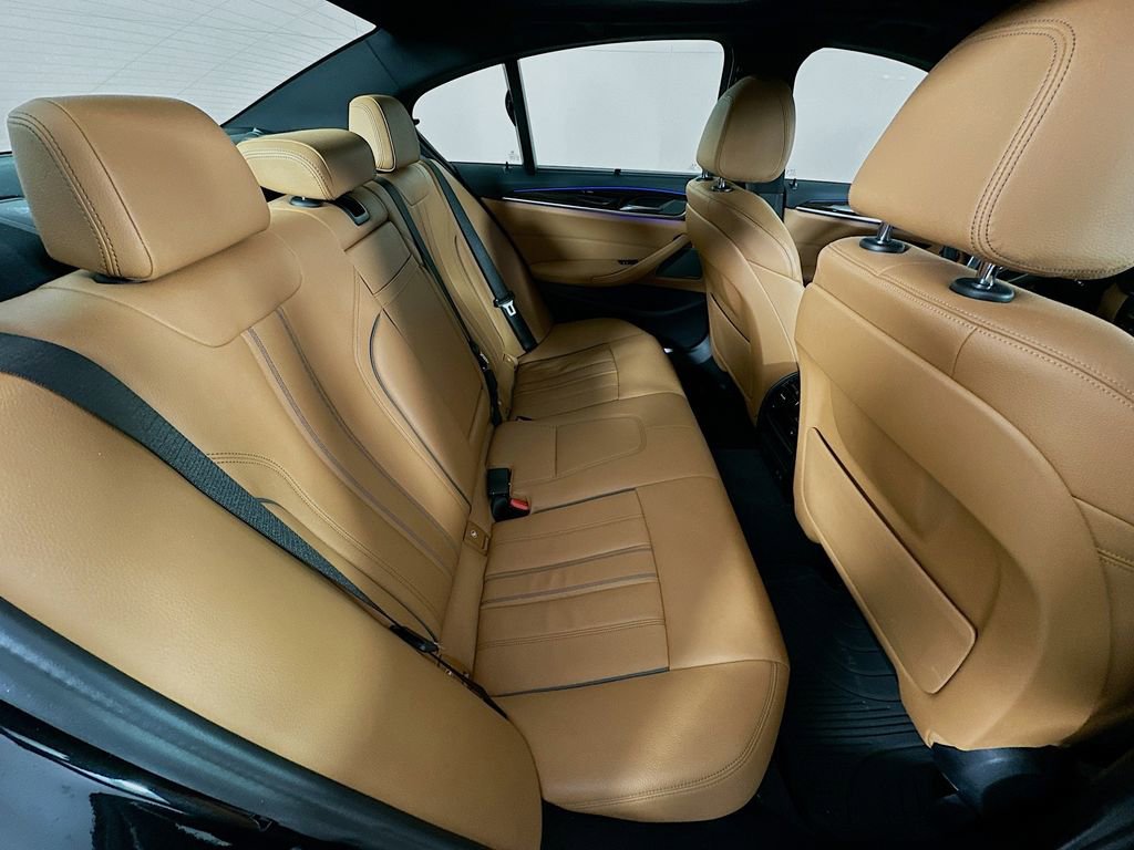 Used 2023 BMW 530i xDrive w/ Executive Package image 35