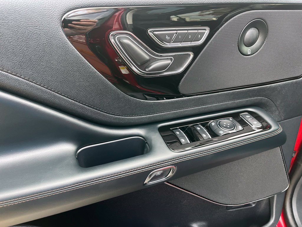 Used 2026 Lincoln Aviator AWD image 41
