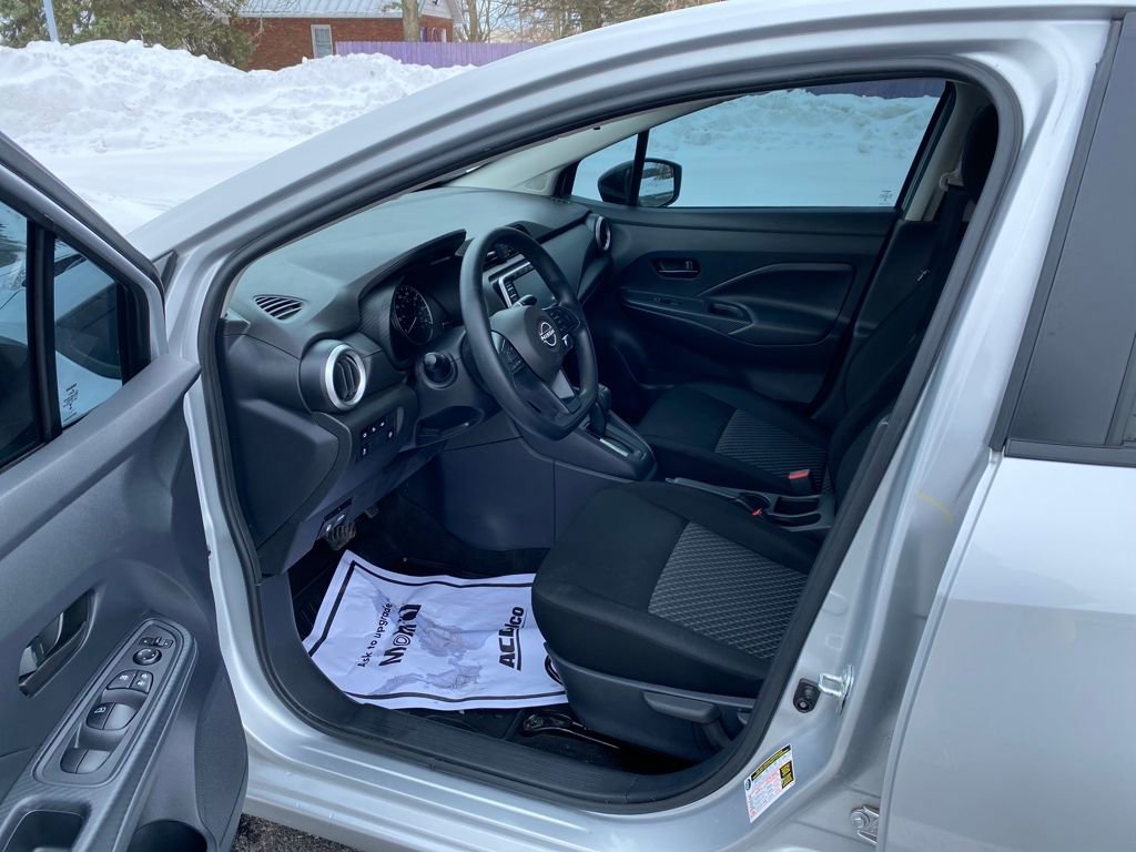 Used 2024 Nissan Versa S w/ Trunk Package image 22