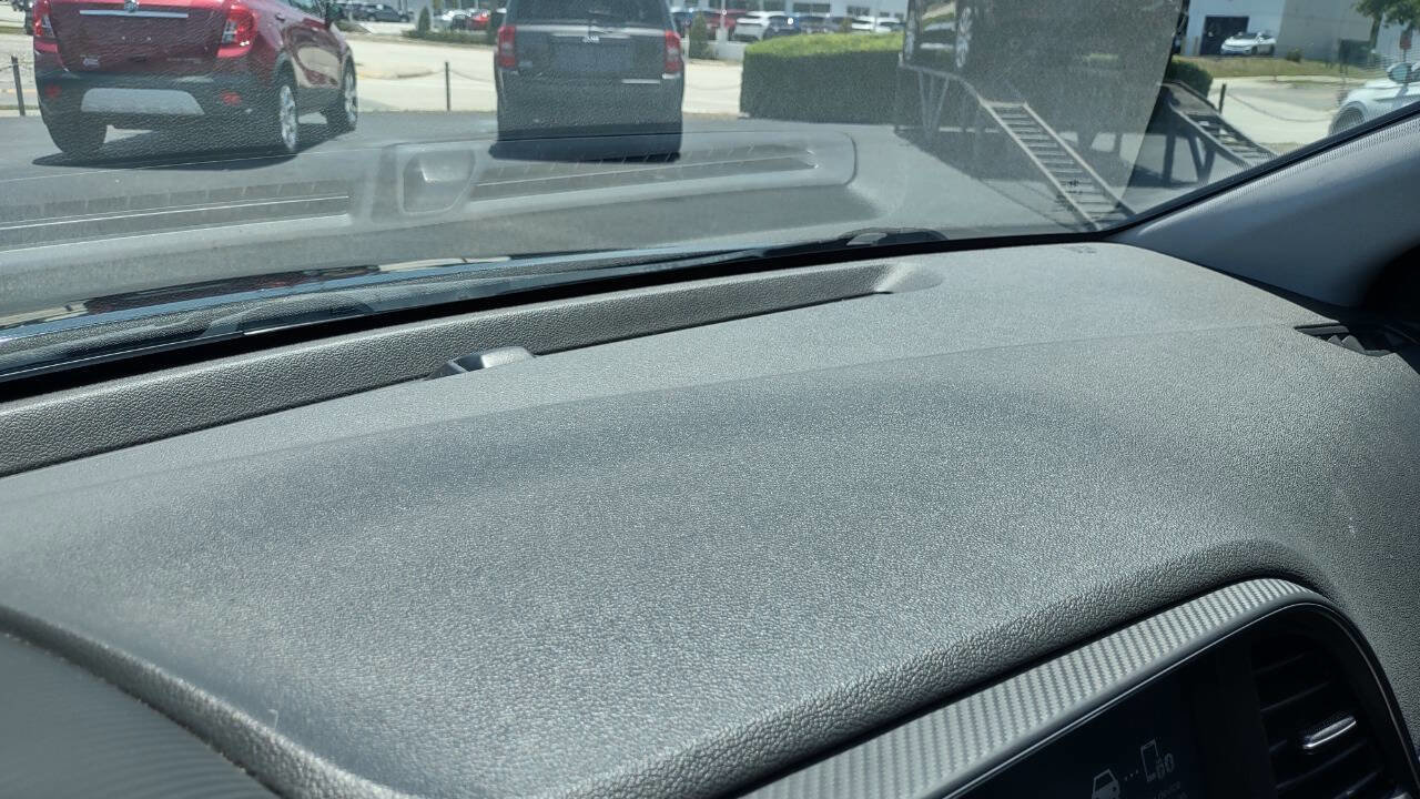 Used 2019 Hyundai Elantra SEL image 18