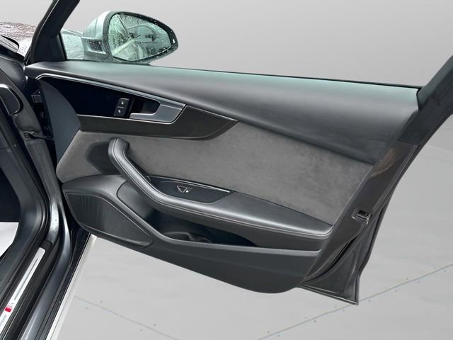 Used 2021 Audi S4 Premium Plus w/ Premium Plus Package image 15