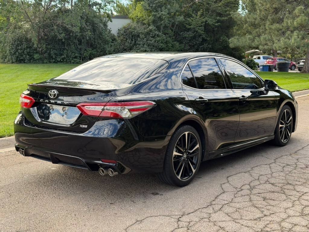 Used 2018 Toyota Camry XSE FWD image 5