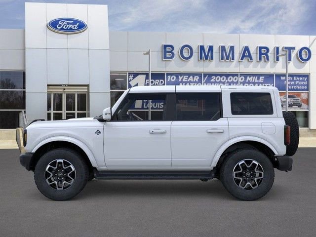 New 2025 Ford Bronco Outer Banks image 3