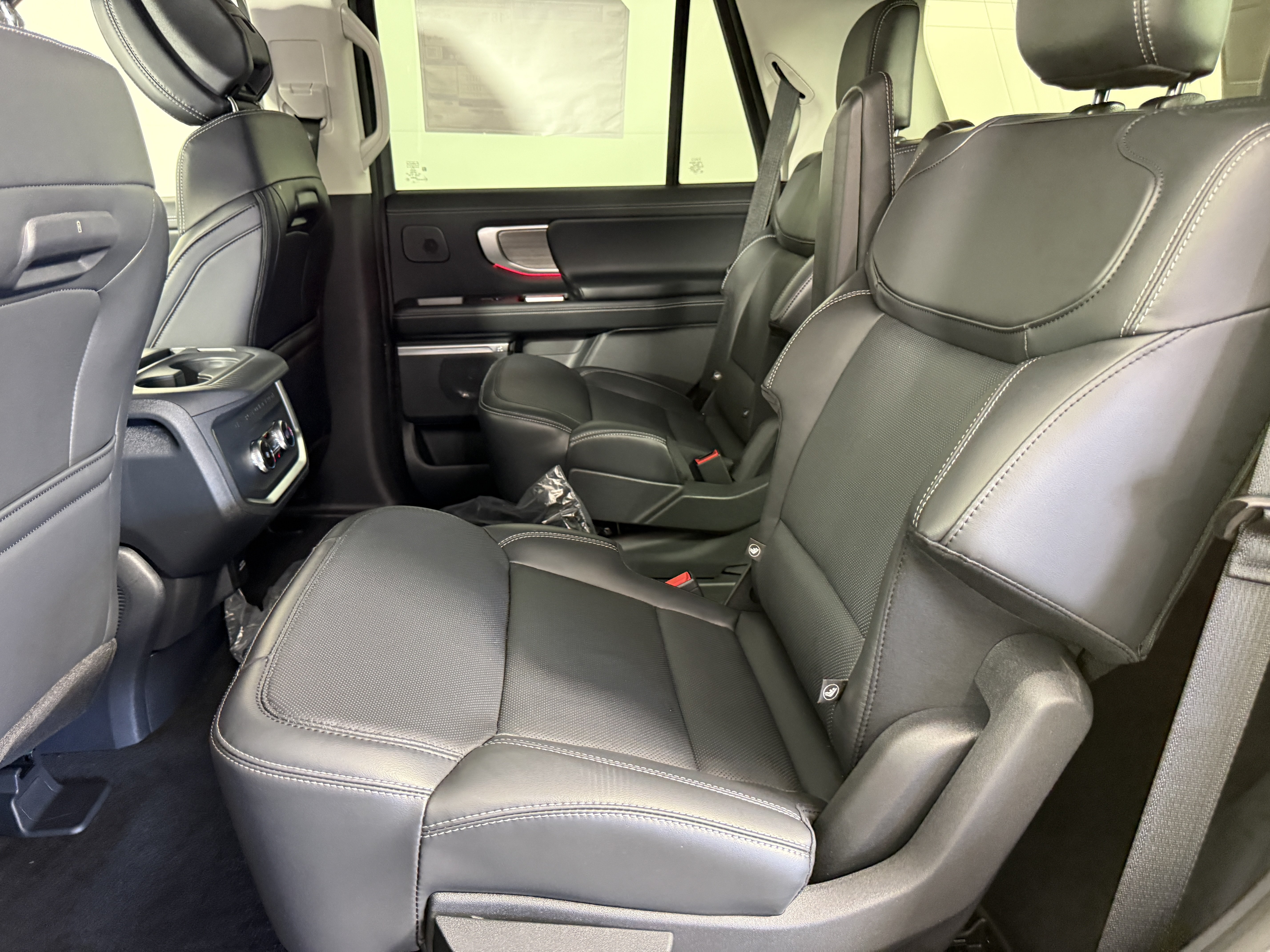 New 2026 Ford Expedition Platinum w/ Driver's Package AWD/4WD image 14