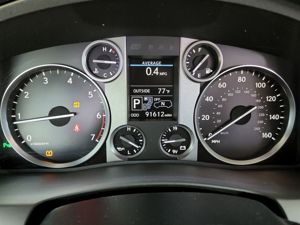 Used 2014 Lexus LX 570 4WD w/ Luxury Package image 29