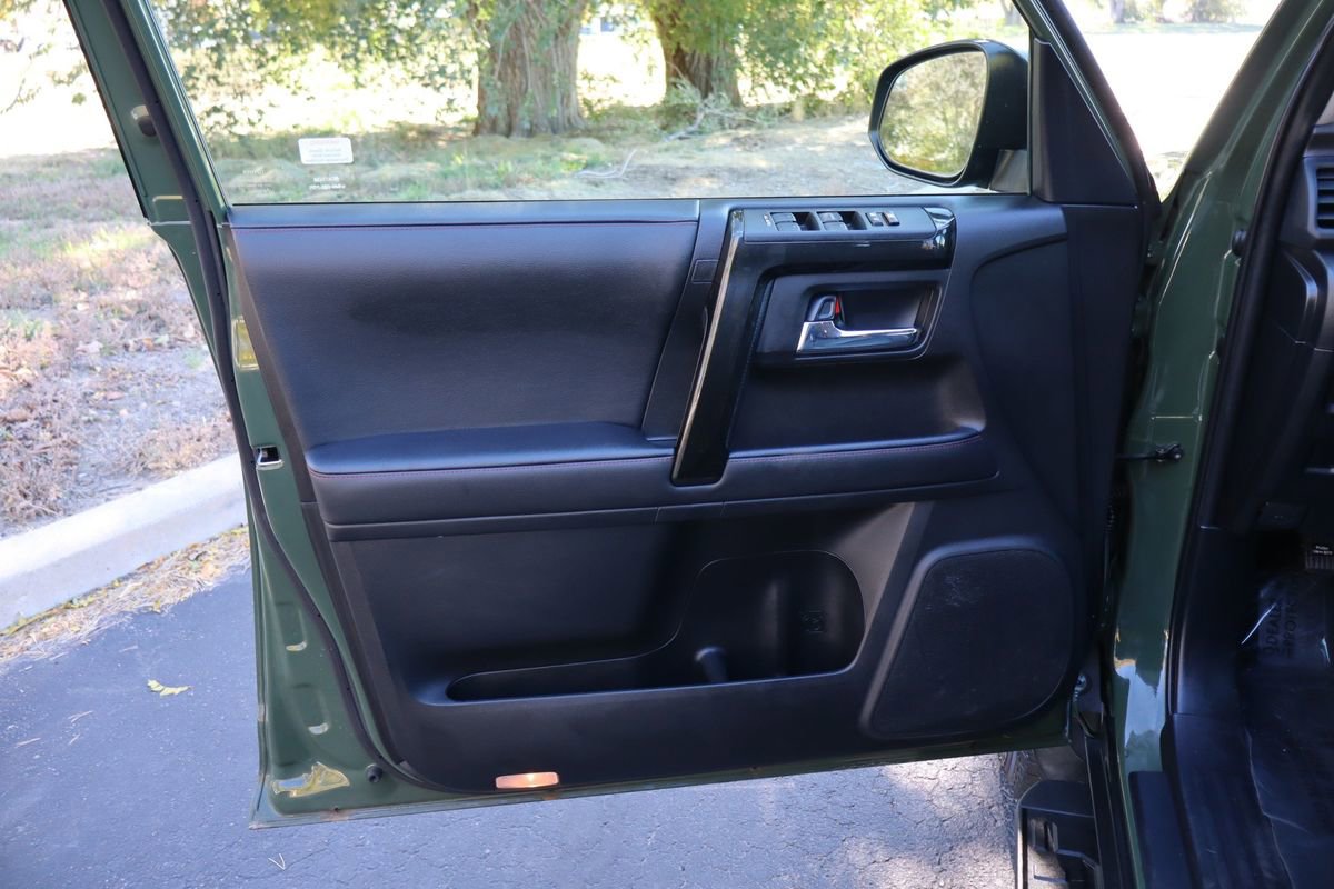 Used 2022 Toyota 4Runner TRD Off-Road Premium image 23