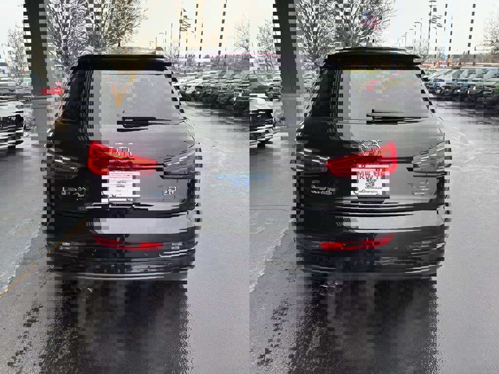 Used 2018 Audi Q3 2.0T Premium Plus w/ Premium Plus Package image 5