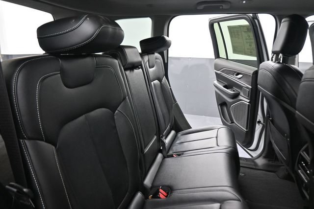 Used 2022 Jeep Grand Cherokee Limited 4xe AWD/4WD image 23