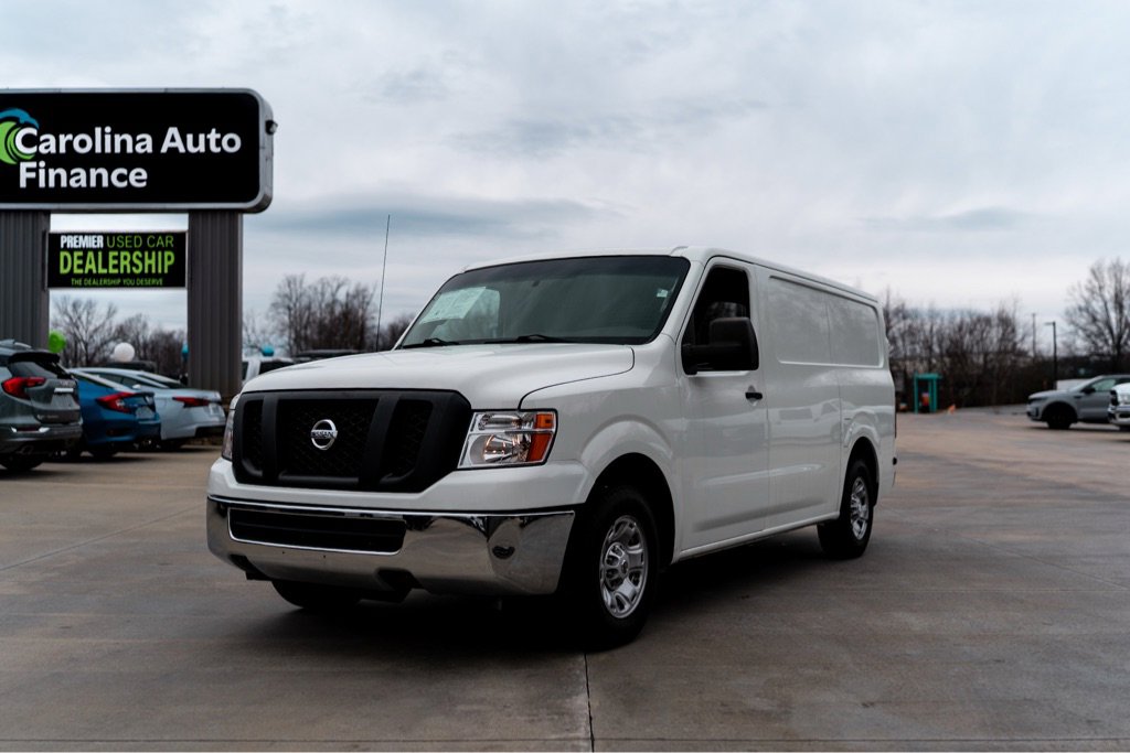 Used 2020 Nissan NV 2500 SV image 1
