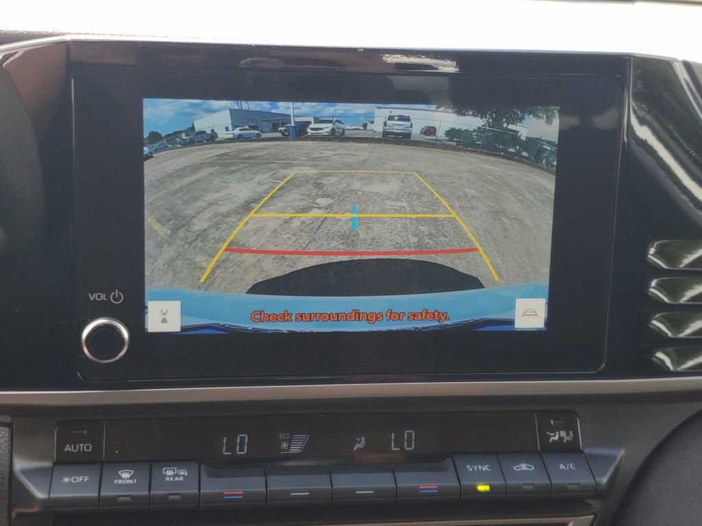 Used 2025 Toyota Camry LE FWD image 25