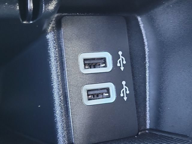 Used 2017 Ford Edge Titanium AWD/4WD image 15
