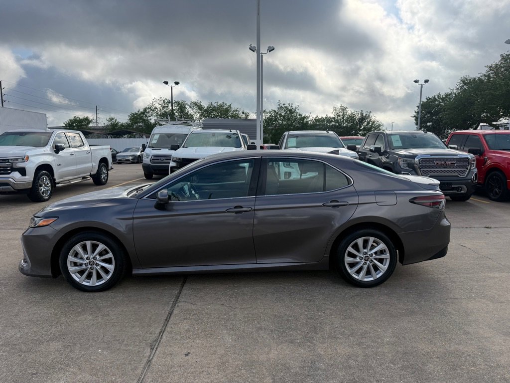Used 2023 Toyota Camry LE FWD image 15