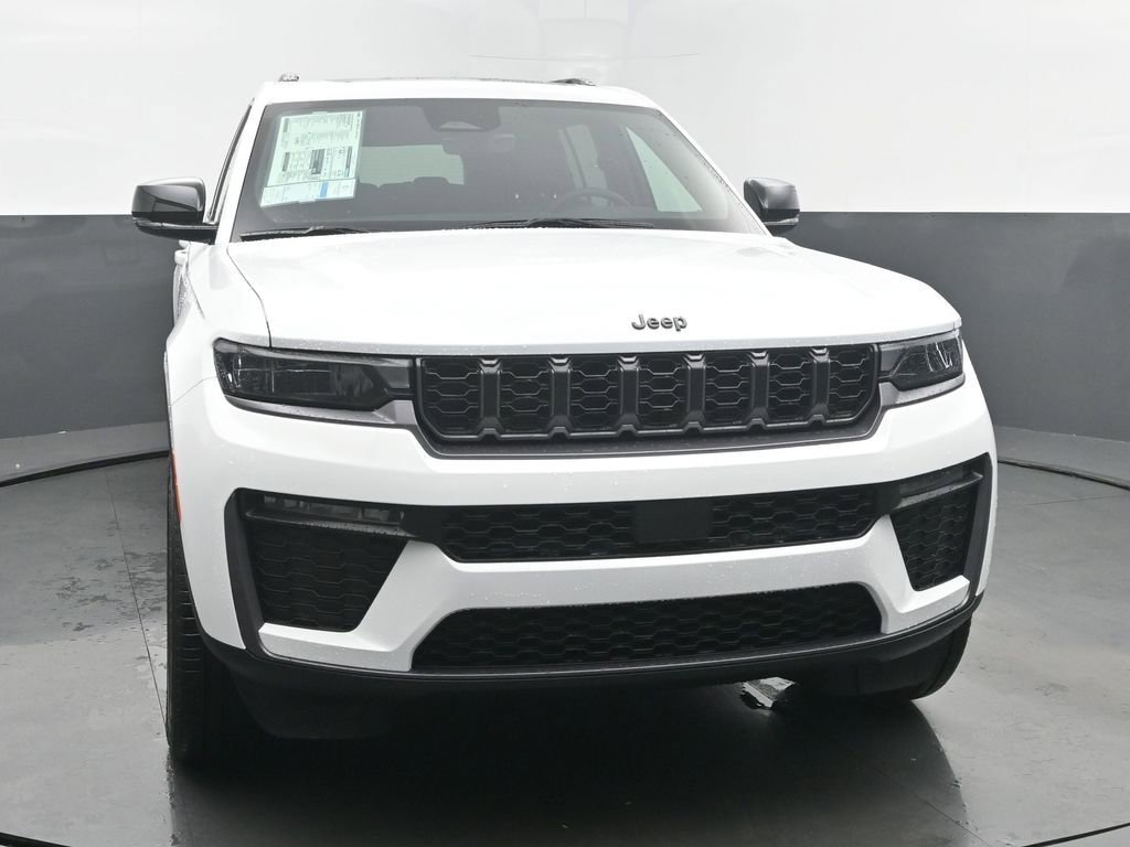 New 2026 Jeep Grand Cherokee L Limited w/ Limited Altitude Package AWD/4WD image 7
