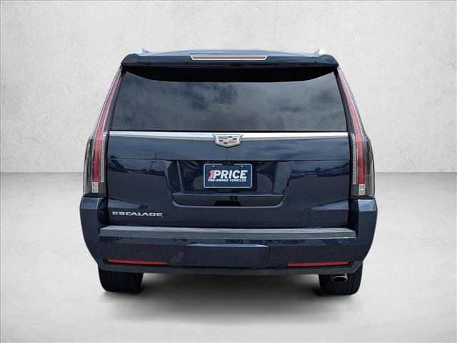 Used 2017 Cadillac Escalade ESV Premium Luxury RWD image 6