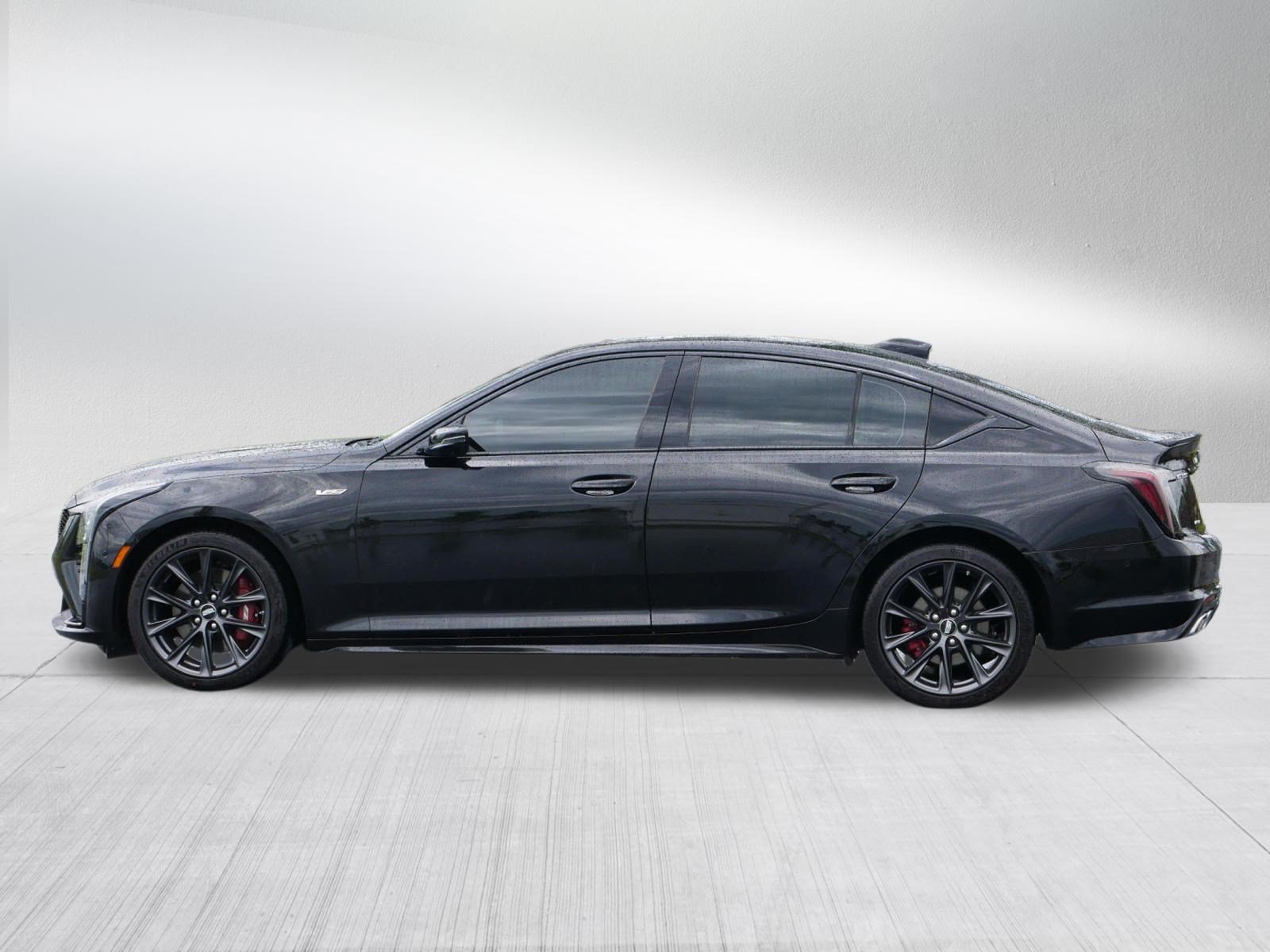 Used 2026 Cadillac CT5 V w/ Technology Package AWD/4WD image 4