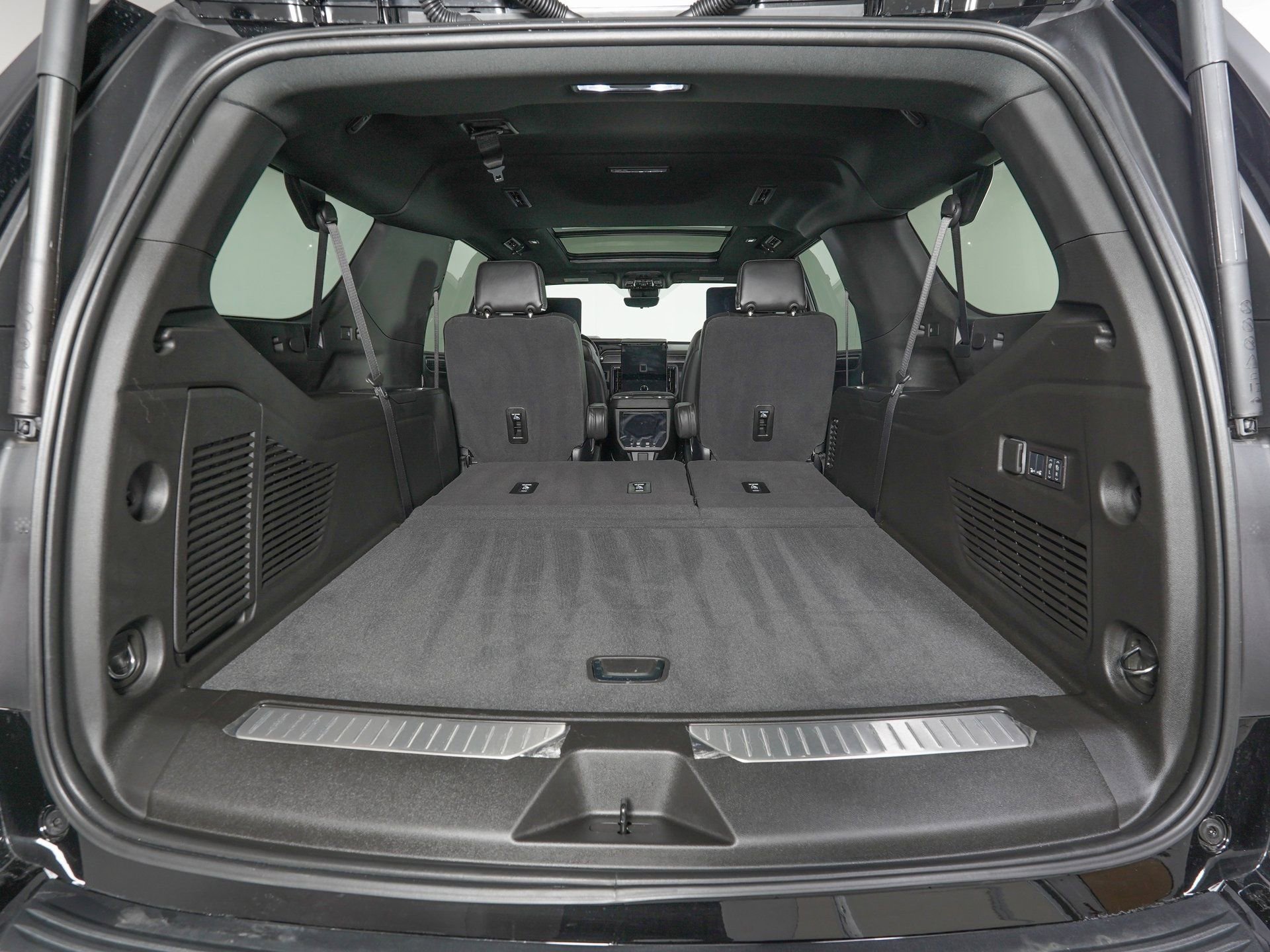 Used 2026 GMC Yukon XL AT4 Ultimate image 14