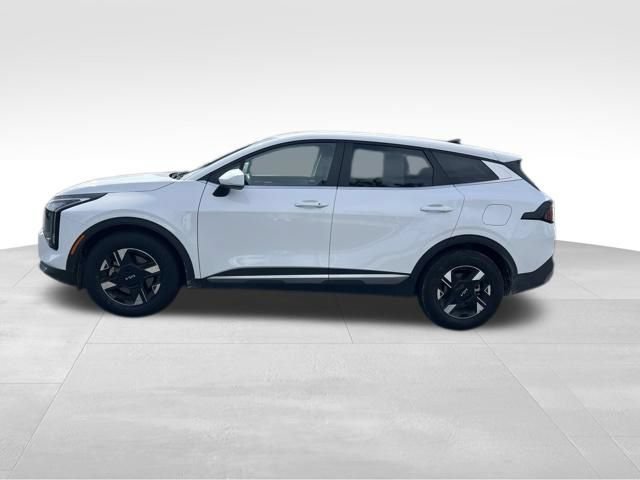 Certified 2026 Kia Sportage LX FWD image 5