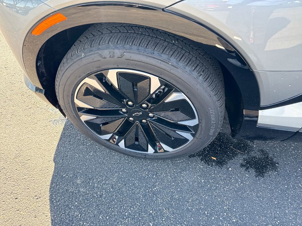 New 2025 Chevrolet Blazer EV RS RWD image 22