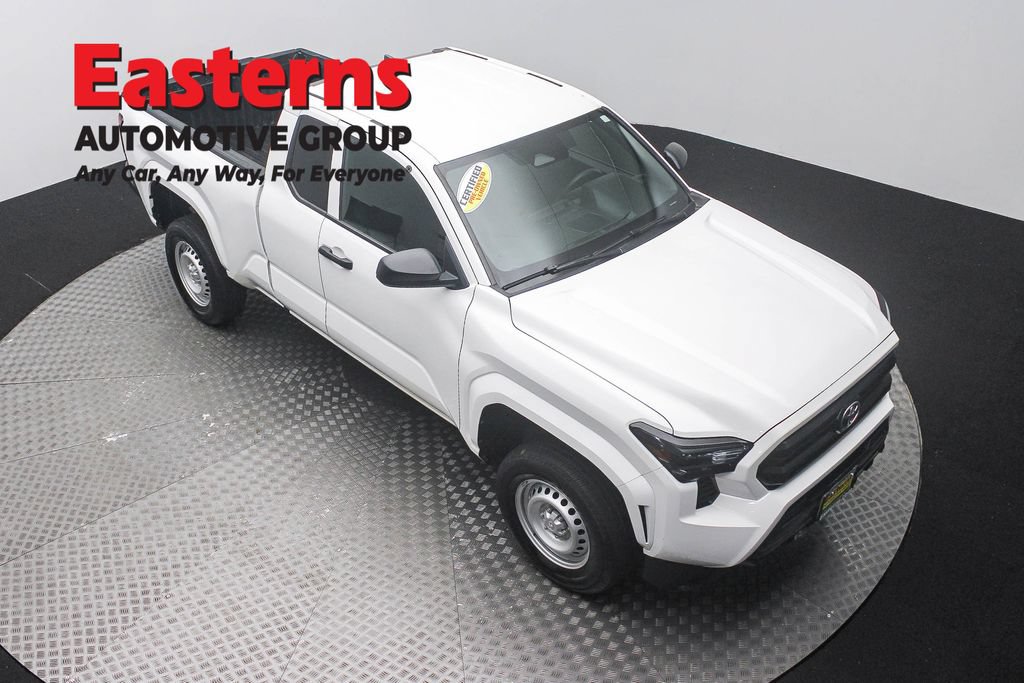 Used 2025 Toyota Tacoma SR RWD image 3