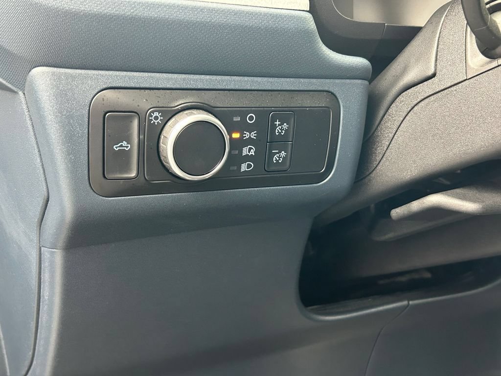 Used 2025 Ford Maverick XLT w/ Equipment Group 302A AWD/4WD image 13
