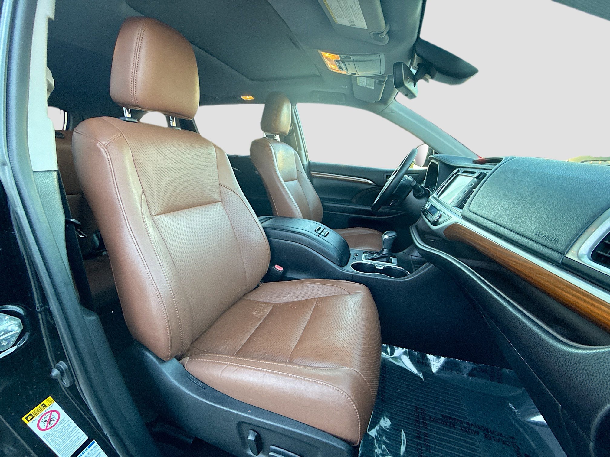 Used 2019 Toyota Highlander Limited image 16