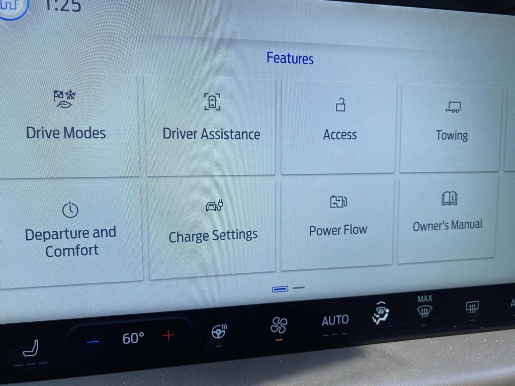 New 2025 Ford Escape SE w/ Class II Trailer Tow Package image 31