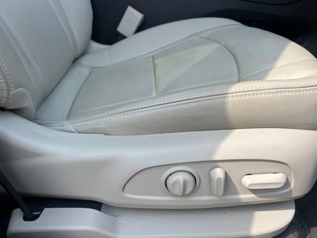 Used 2020 Buick Enclave Essence AWD/4WD image 12