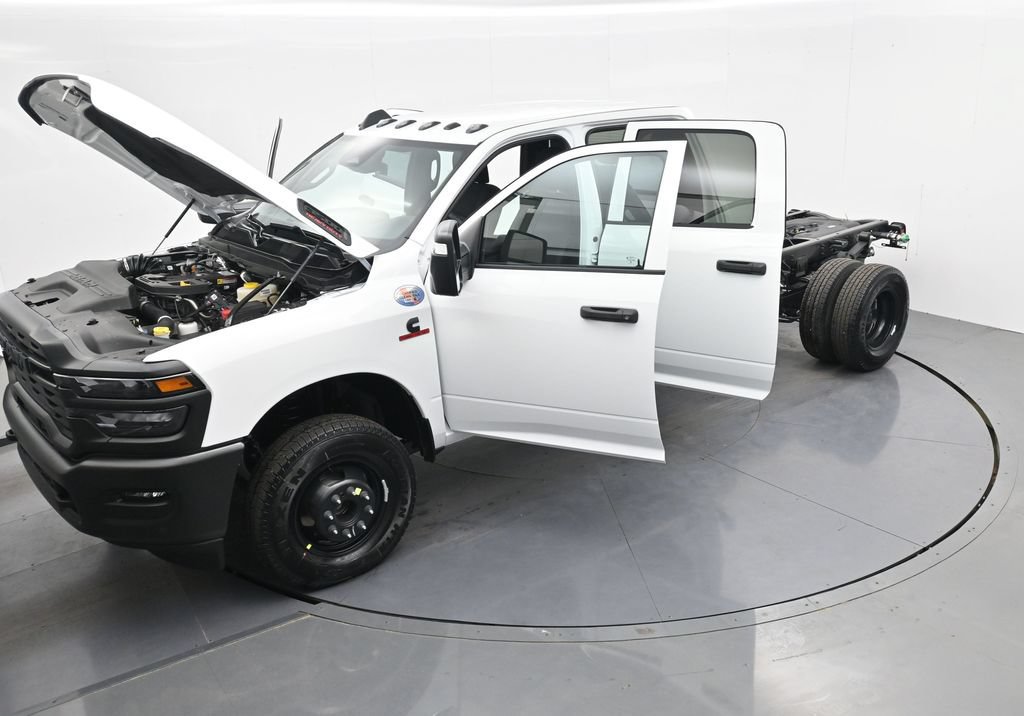 New 2026 RAM 3500 Tradesman AWD/4WD image 43