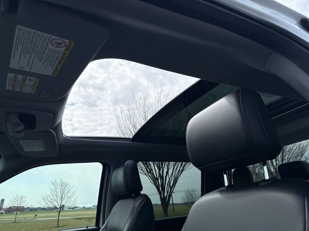 Used 2025 Ford F350 Lariat w/ Camper Package image 26