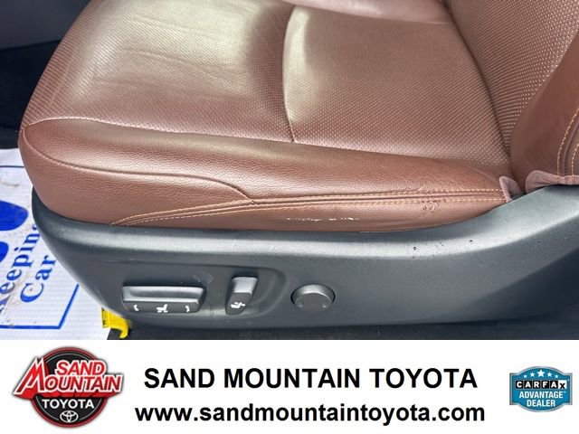 Used 2021 Toyota 4Runner Limited image 15