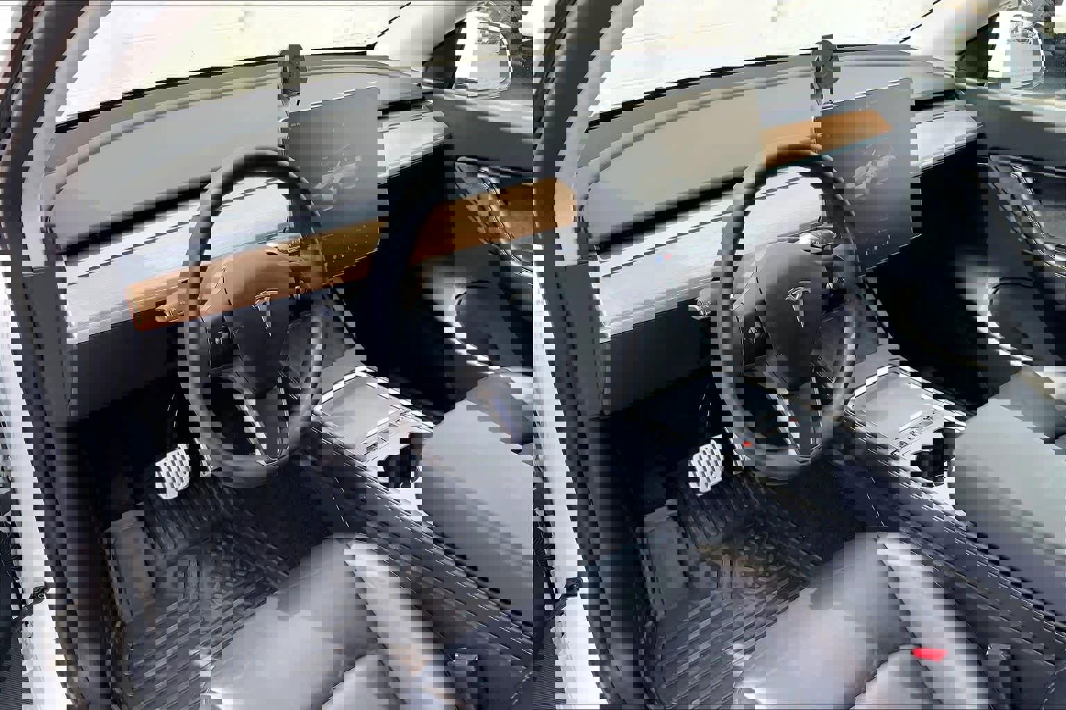 Used 2022 Tesla Model Y Performance image 3