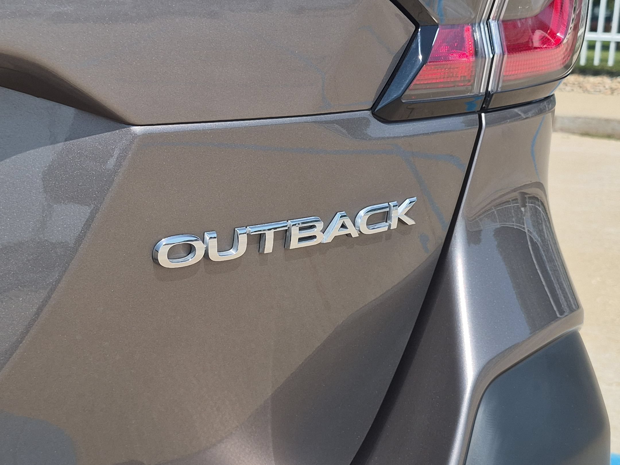 Used 2021 Subaru Outback Limited w/ Popular Package #2 AWD/4WD image 31