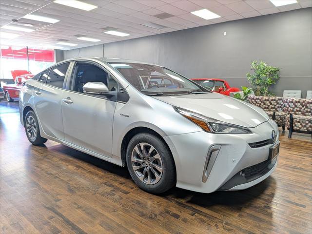 Used 2022 Toyota Prius L Eco image 4