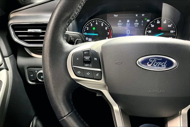 Used 2020 Ford Explorer XLT w/ Equipment Group 202A RWD image 12