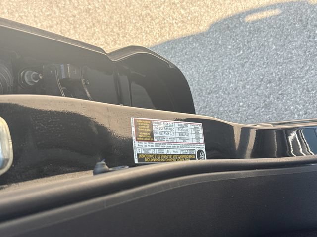 Certified 2024 Nissan Titan SV w/ SV Convenience Package RWD image 22
