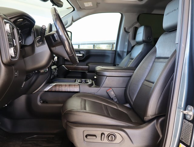 Used 2020 GMC Sierra 3500 Denali w/ Denali Ultimate Package image 19