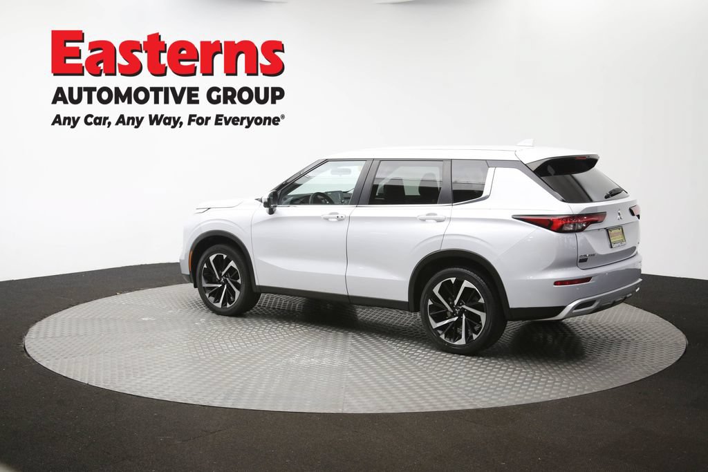 Used 2024 Mitsubishi Outlander SE AWD/4WD image 62