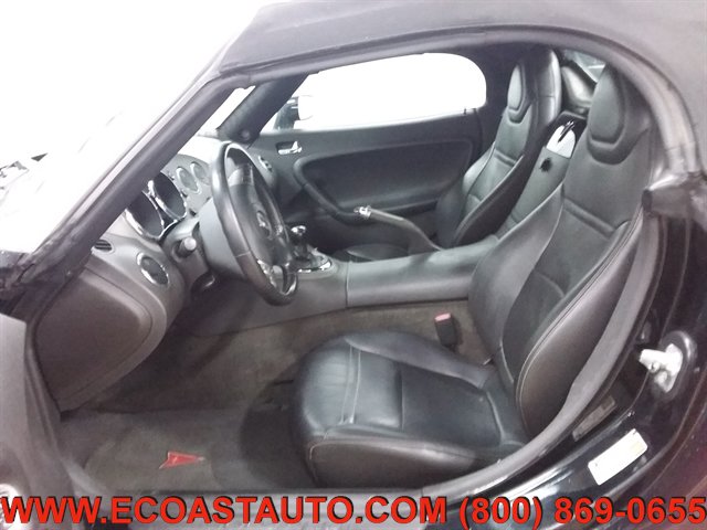 Used 2006 Pontiac Solstice Convertible w/ Premium Package RWD image 8