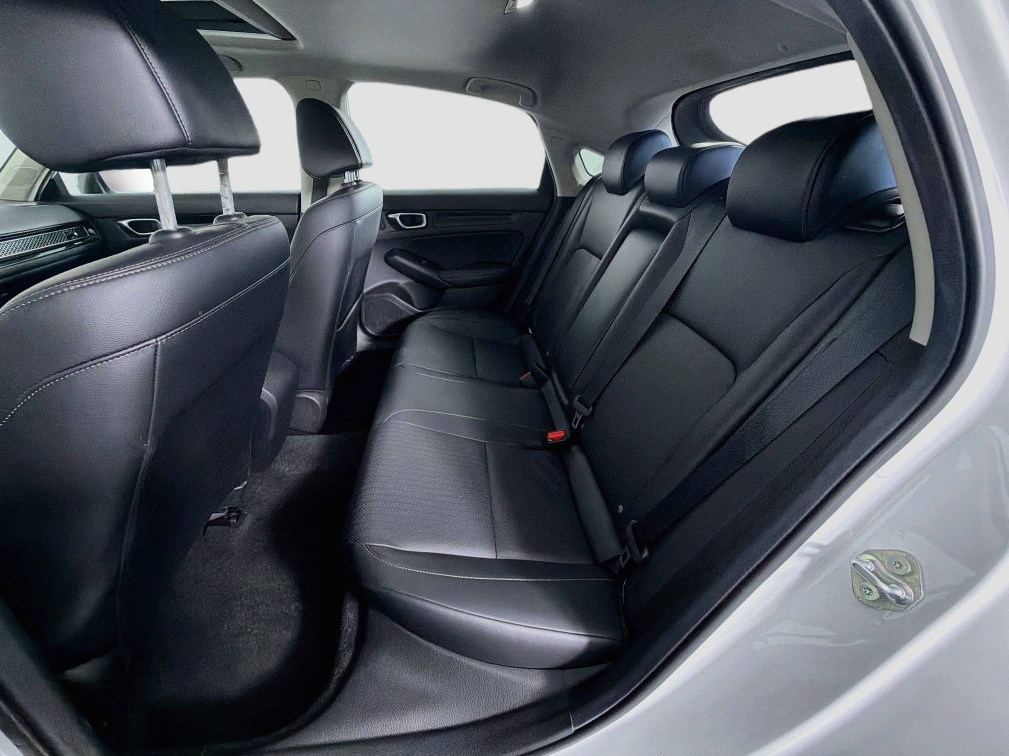 Used 2024 Honda Civic EX-L image 27