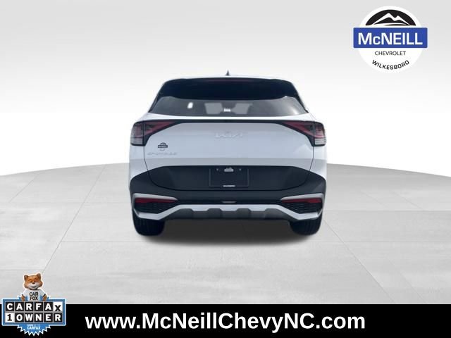 Used 2023 Kia Sportage EX image 6