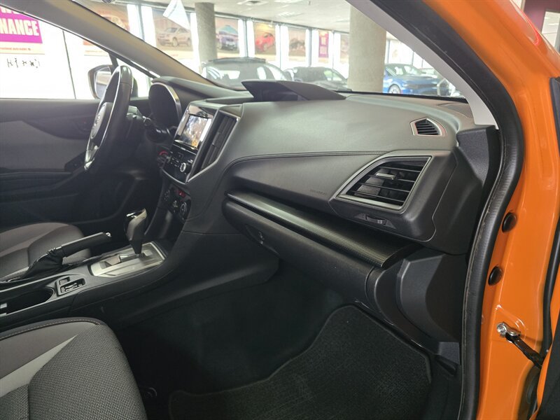 Used 2018 Subaru Crosstrek 2.0i Premium AWD/4WD image 12