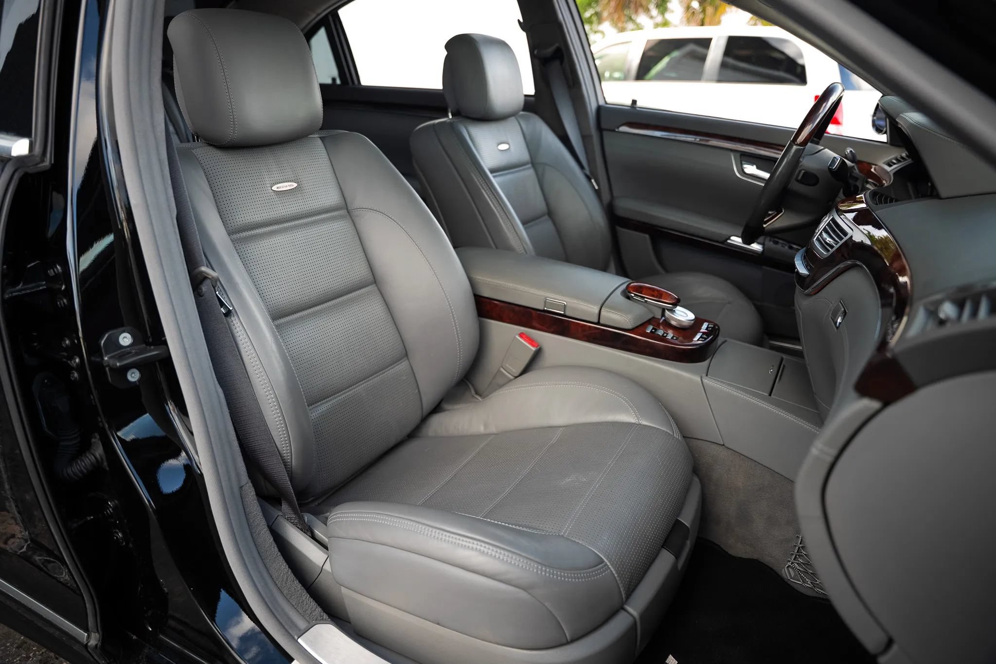 Used 2007 Mercedes-Benz S 65 AMG image 17